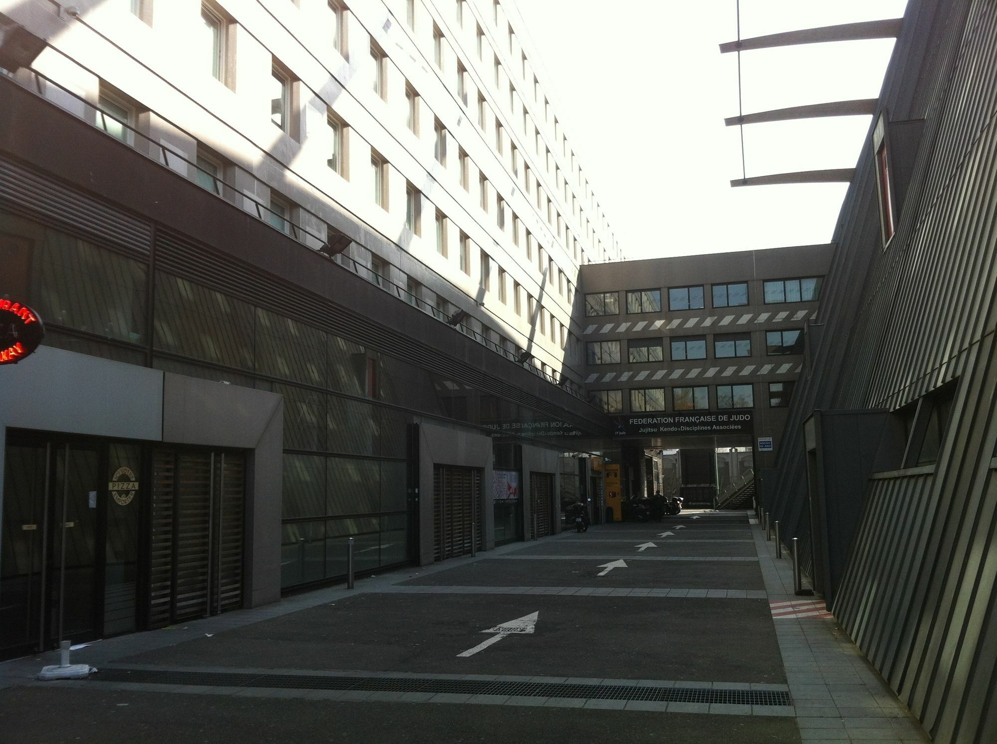 Hotelf1 Paris Porte De Chatillon Exterior photo